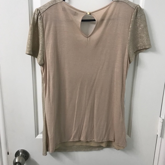 Jennifer Lopez gold top - Picture 3 of 3